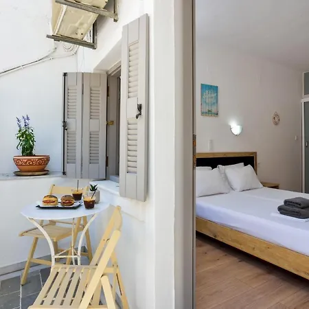 Urban Manos La Canea