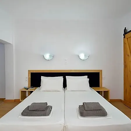 Inn Urban Manos 3*