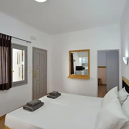 Inn Urban Manos 3*