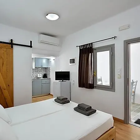 Urban Manos Inn