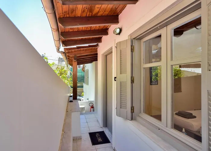 Urban Manos Hriszí Aktí Haniá