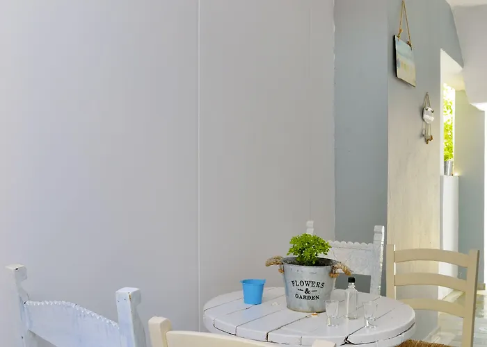 Urban Manos Fogadó Hriszí Aktí Haniá