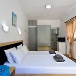 宾馆 Urban Manos 干尼亞
