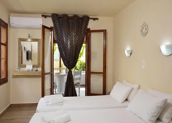 אורחן Urban Manos חאניה